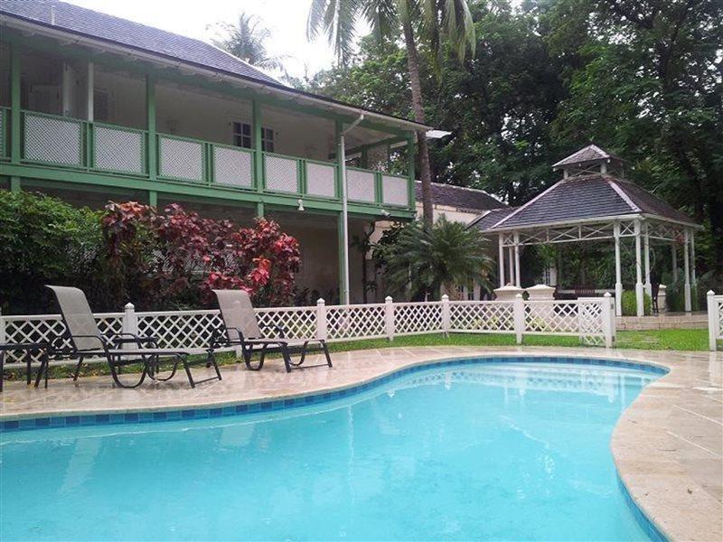 Green Monkey Villa Porters Exterior photo